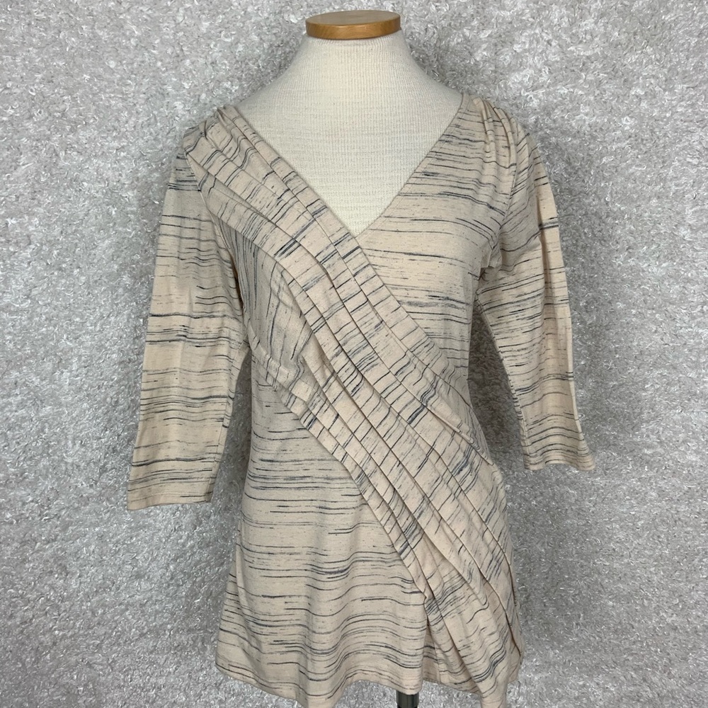 Anthro Deletta Cream and Grey 3/4 Sleeve Top